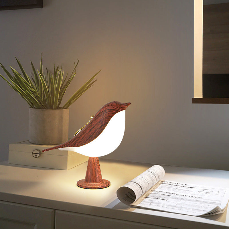 Wooden Magpie Bird LED Aromatherapy Night Light